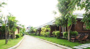 River Hill Resort Kanchanaburi Exterior photo